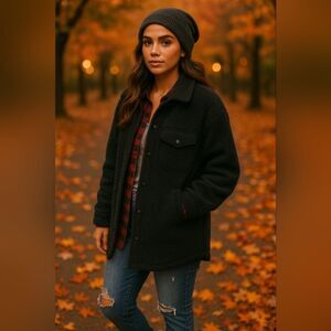 Levi’s Black Sherpa Fleece Teddy Jacket Sz L Full Zip Snap Faux Fur Lined Coat